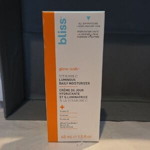 Bliss Glow Rush Vitamin C Moisturizer - White and Orange